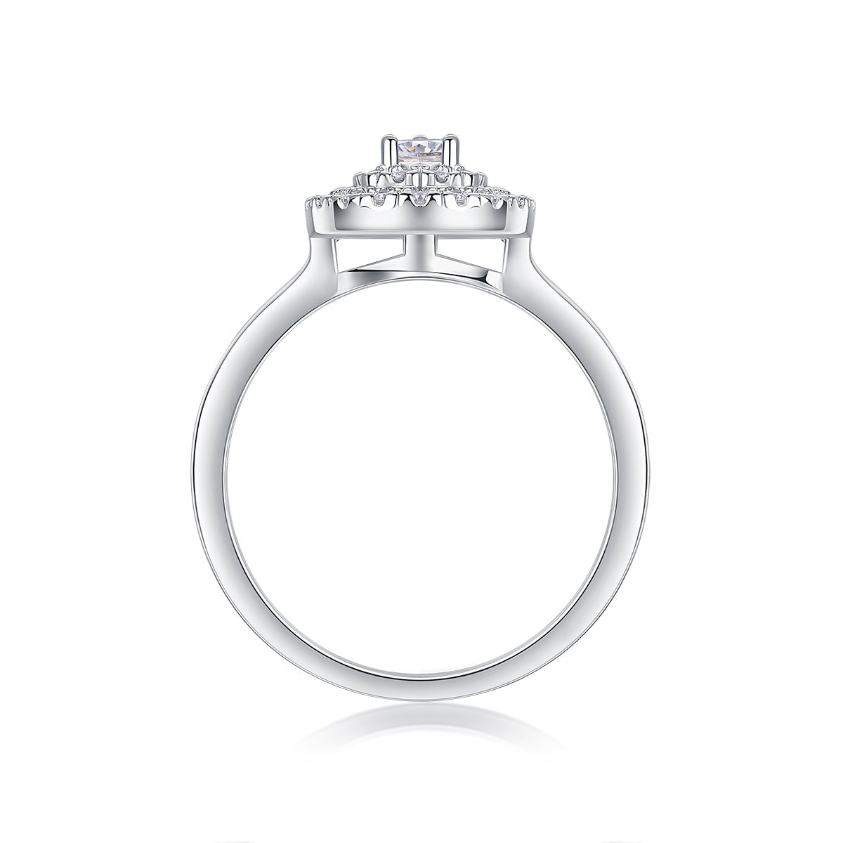 Luxury Ring with Moissanite and 925 Silver