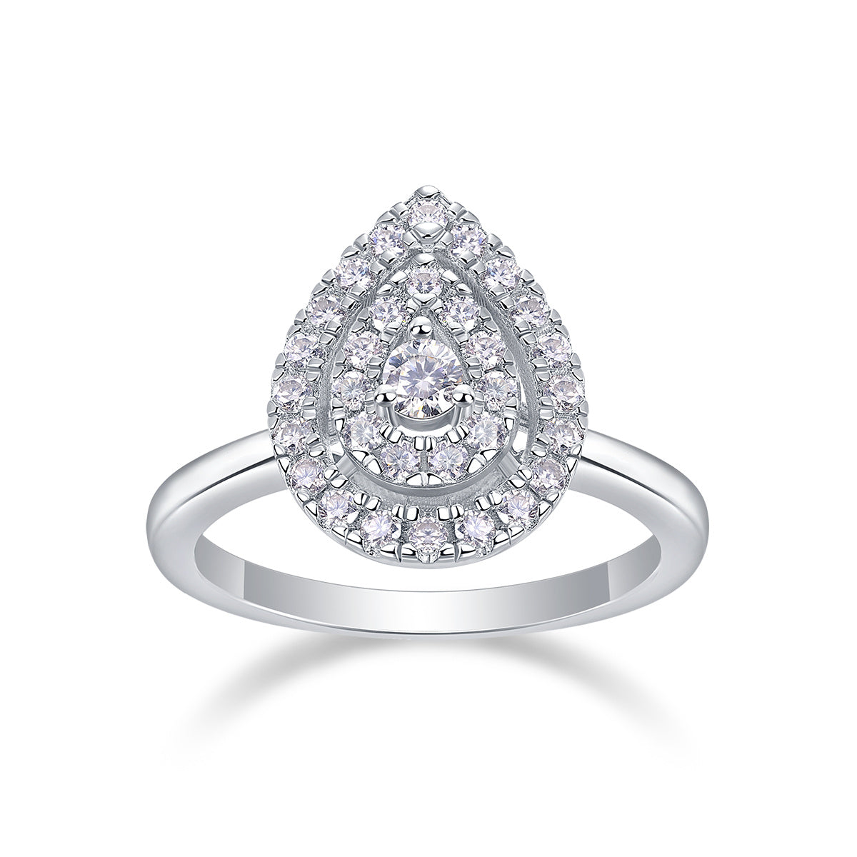 Luxury Ring with Moissanite and 925 Silver