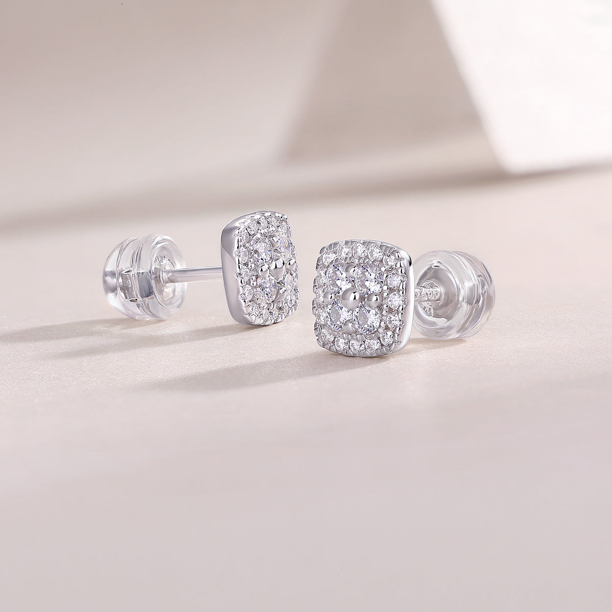 Fashionable Luxurious Jewelry Set with Moissanite 925 Sterling Silver